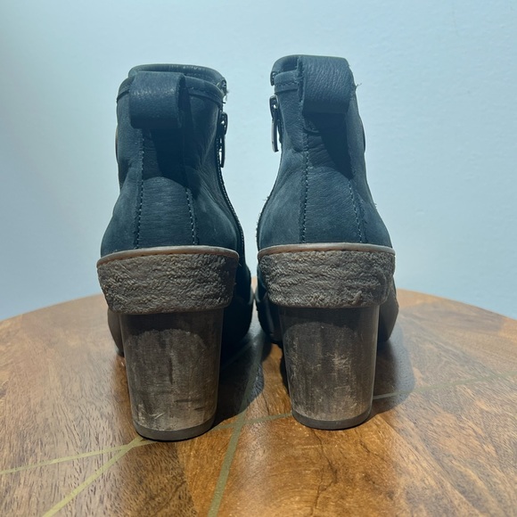 El Naturalista Haya Ankle Bott - Picture 4 of 6